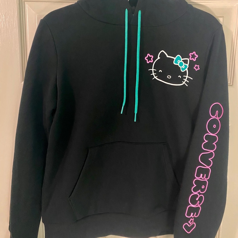 Converse X Hello Kitty Pullover Hoodie size Medium